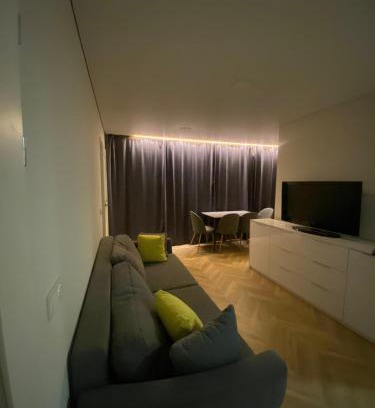 Kamenets-Podol'skiy Apartamento | Центр тріо1