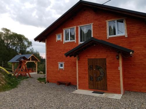 Vorokhta Casa | Шпінь 2