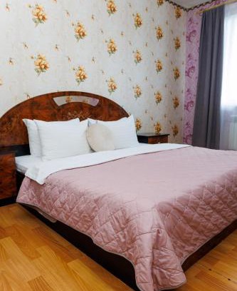 Sukhinovka Apartamento | Яскраві квіти мережа квартир Документи для відряджень Безконтактне заселення 24-7