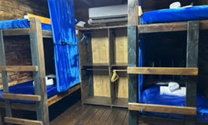 Hadera Apartamento | חדר משותף בחדרה על שביל ישראל 5 דקות הליכה לחוף הים 5 גן עדן נסתר שווה לבקר בו