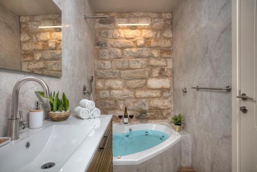 Safed Old City Apartamento | חלום במערה - סוויטת יוקרה בעתיקה