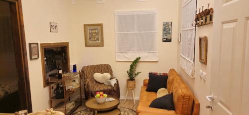Kfar Hess Chalet De Esquí | קזה פיקניה בקתה בכפר