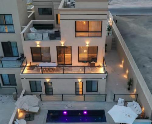 Neve Zohar Apartamento | ריזורט האחוזה -מתחם וילה וסוויטות עם בריכה משותפת מול נוף ים המלח