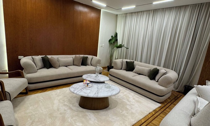 Oula Apartamento | إستمتع بالاقامه في هذا المكان الهادئ والأنيق مع واي فاي ومكيف هواء ومساحات واسعة