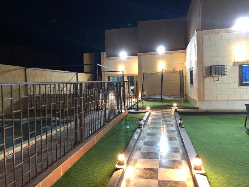 Umluj Chalet De Esquí | استراحة الفخامه