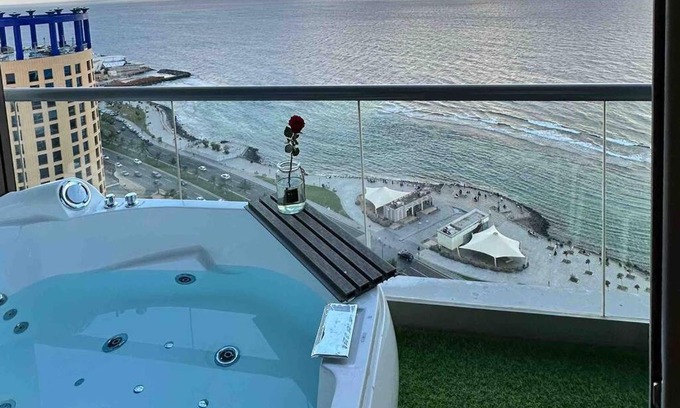Ash Shati Apartamento | داماك الكورنيش جدة الجناح الذهبي Damac tower jeddah