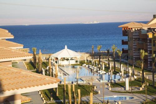 Ras Sudar Chalet De Esquí | شاليهات بورتو ساوث بيتش للأسر فقط An