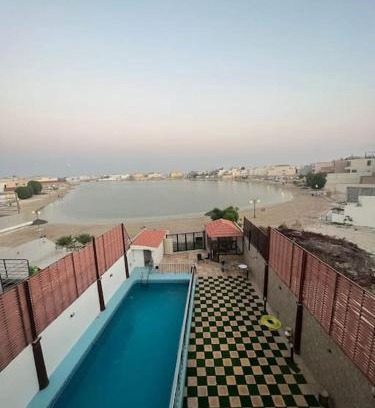 Dhahran Chalet De Esquí | شاليه موج البحري بمسبح وشاطئ خاص