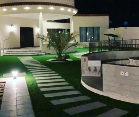 Ar Rass Chalet De Esquí | شاليه هاوس مون