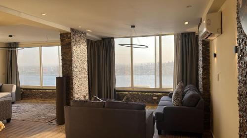 Helwan Apartamento | شقة الخيالة الفندقية