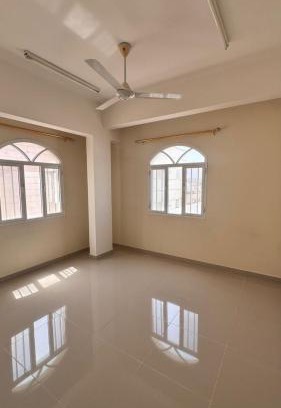Sur Apartamento | شقة بـ غرفتين وغرفة معيشة