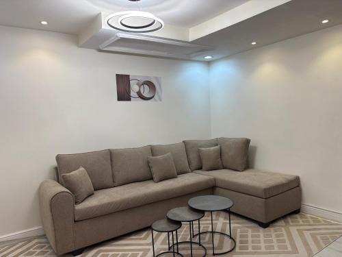 Medina Apartamento | شقة غرفه وصاله راقيه 2 العريض
