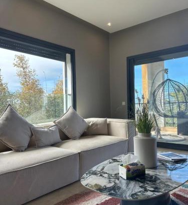 Dar Bouazza Apartamento | شقة فخمه Luxury apartment