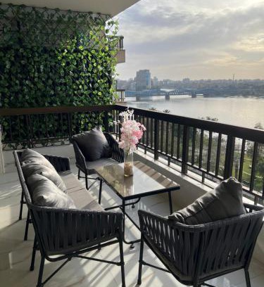 Cairo Apartamento | شقة مطلة علي ممشي اهل مصر