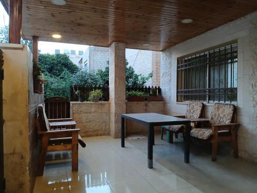 Irbid Apartamento | شقق ابو يزن المفروشة