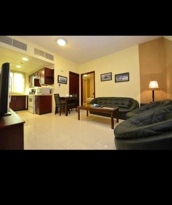 Al Jubail Apartamento | شقق البتراء للعزاب