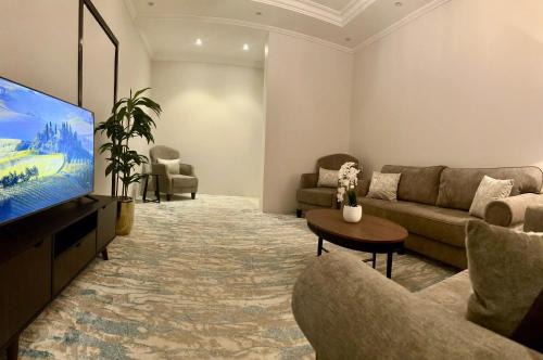 Al Baha Apartamento | شقق فاخرة خلف فندق مدينة السحاب