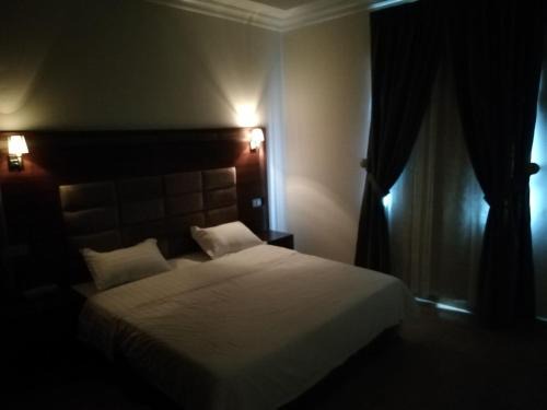 Al Ulaya Apartamento | شقه مفروشه دوبلكس من غرفتين نوم حى العليا الخبر