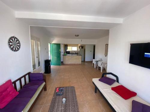 Borg el Arab Chalet De Esquí | قرية جامعة القاهرة كليو 44