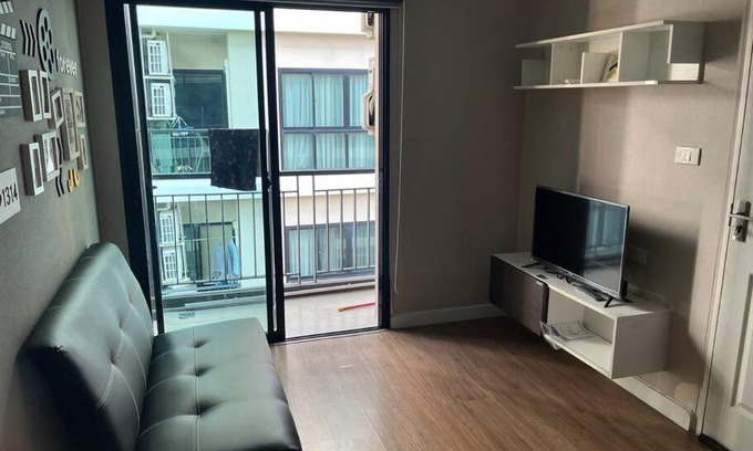 Nonthaburi Apartamento | คอนโดฮอลล์มาร์ค ห้องมุม วิวสระว่ายน้ำ ใจกลางเมือง
