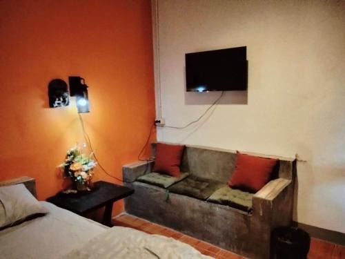 Nakhon Si Thammarat Casa | ณชนกรีสอร์ท