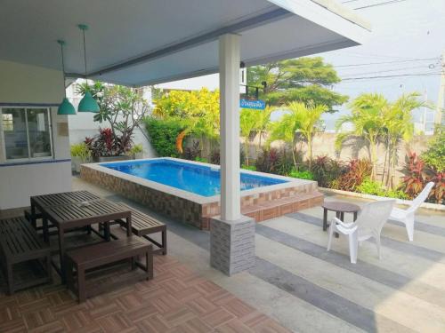 Pak Nam Pran Casa | บ้านพิม