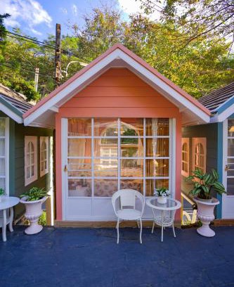 Doi Saket Casa | ปางสูงเฮาส์ pink house