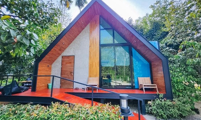 Sichon Casa | สกายโฮม วัดเจดีย์ไอ้ไข่ Resort & Restaurant