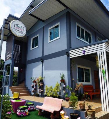 Nan Casa | เรือนวรา - Wara Guesthouse