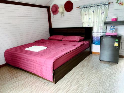 Lan Dokmai Tok Casa | แพนด้าโฮมสเตย์ กาญจนบุรี