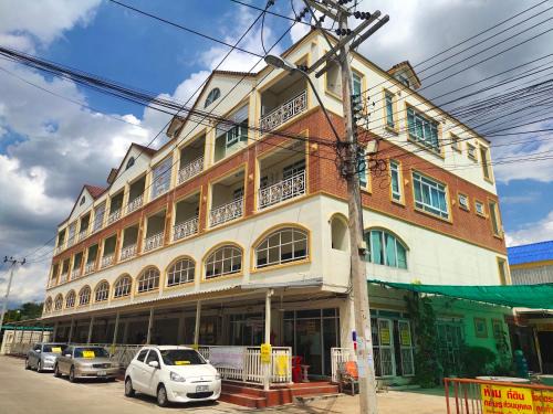 Nai Mueang Casa | โฮมสเตย์ เมืองไทยฟิตเนส อารีนา