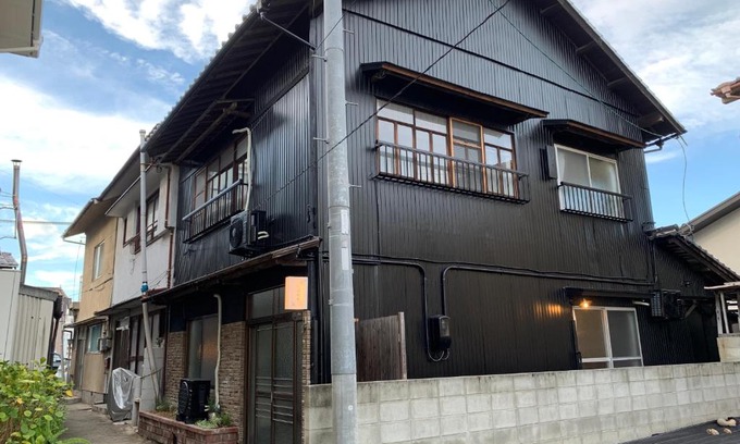 Onomichi Casa | つばめ荘 Tsubamesou 尾道駅から徒歩と渡船で15分 情緒あふれる尾道ステイ 鍵付き駐輪場と駐車場あり supported by COCOSTAY