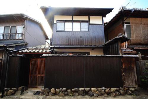 Fushimi Casa | カモンイン 稲荷