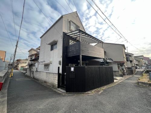 Fushimi Chalet De Esquí | ゲストハウス宮の軒-稲荷参道前 3-Floor Family House, four living room, washmachine, 2 toilet, project, big supermarket nearby