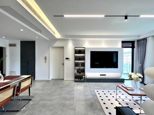 Huangpu Apartamento | 上海外滩旁的二房公寓