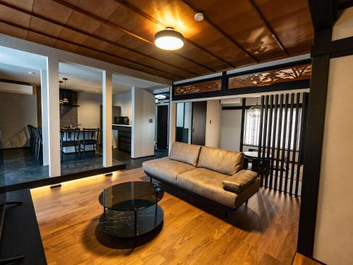 Izumo Casa | 出雲日和 堀川別邸 by HIYORISTAY