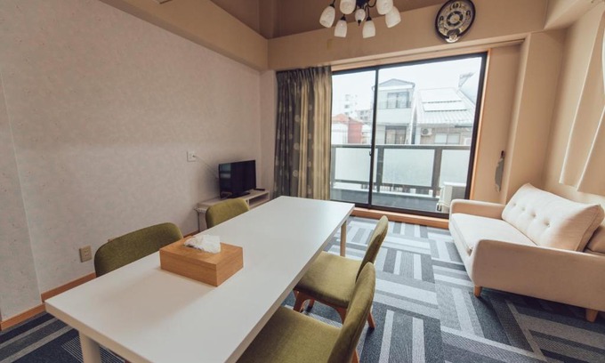 Naniwa Villa | 唐風家 大国町 近邻地铁