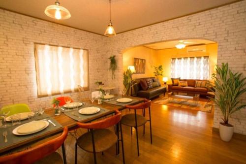 Chatan Apartamento | 宮城海岸徒歩2分 大人も子供もBBQや子供用プールで楽しめる アメリカンビンテージのデザイナーズハウス