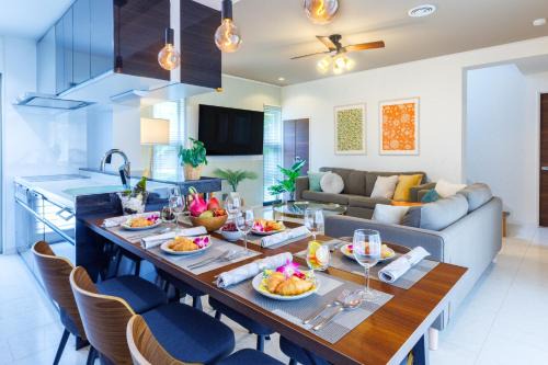 Yomitan Casa | 最大16名 BBQ可能 駐車場3台 シアタールーム付きのグループ旅行におすすめ宿 The MELIA
