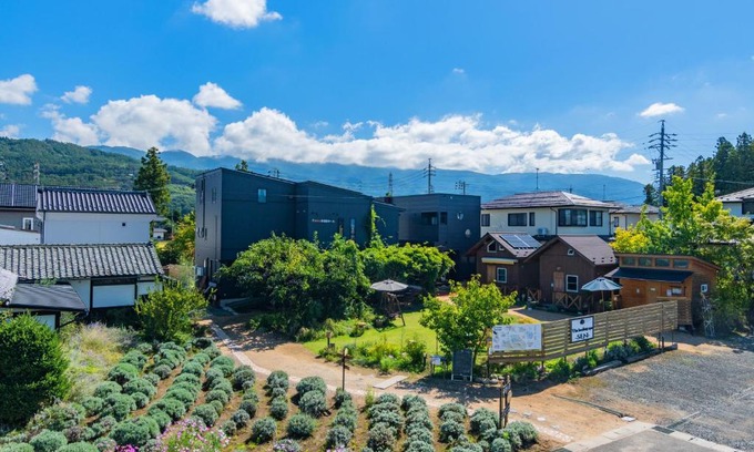 Matsumoto Casa | 泊まれる秘密基地 L-Base