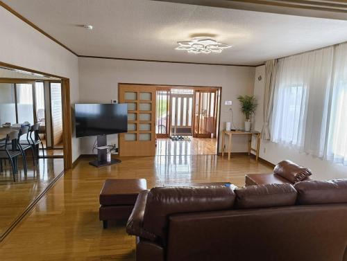 Shiraoi-cho Casa | 波の音が聞こえる広々別荘エレクトリックハウス白老駅徒歩圏内