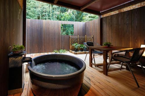 Sannenzaka Ninenzaka Casa | 清水いにしえ庵