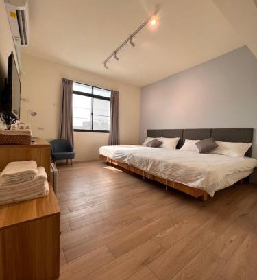 Qieding District Casa | 路科民宿Look 停車方便