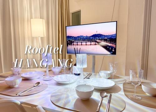 Dangsan-dong Apartamento | #무료짐보관 #3룸 #침대5개 #루프탑 #한강 #당산역5분 #홍대 #합정 #공항버스 #16평 #단체 #301호