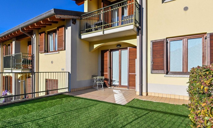 Costa Volpino Apartamento | 0905BG - Casa Pierina
