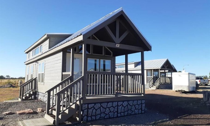 Valle Chalet De Esquí | 093 Star Gazing Tiny Home nr Grand Canyon South Rim Sleeps 8