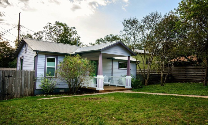 Zilker Casa | 1/1 acogedora cabaña privada Zilker!Maravillosa zona, a pie del parque y Barton Springs