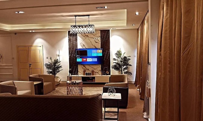 Ikoyi Apartamento | 1, 2 & 3 bdrm apt with WiFi, restaurant, swimming pool, lounge, in vibrant Lagos