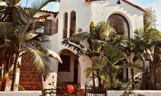 Belmont Shore Casa | 1/2 cuadra de la playa - Recién renovado - Casa de las Palmas