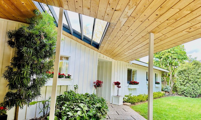 Riverside Casa | 1-Acre Gated Home AND Guesthouse. Heated Pool & Spa. Victoria Avenue Retreat.